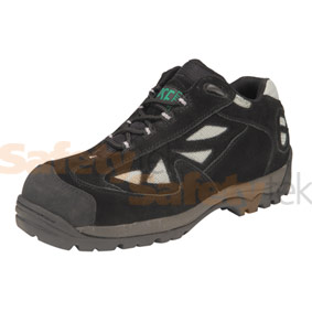 Black low cut trainer non metal toecap Unisex 950NMT